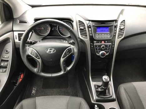 Hyundai i30 Wagon - 1.6 GDI i-Motion | Elektrische ramen | Radio/CD | Cruise Control | Airco | Staat - 1