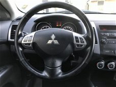 Mitsubishi Outlander - 2.0 Intro Edition | Cruise Control | Airco | LM Velgen | Radio/CD | Staat in
