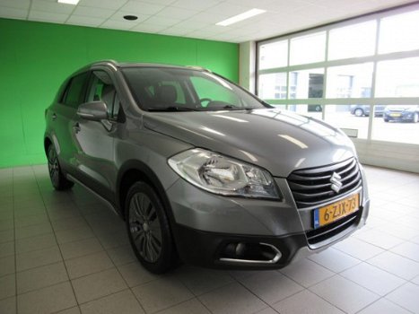 Suzuki SX4 S-Cross - 1.6 Exclusive Trekhaak, Navigatie, Panoramadak - 1