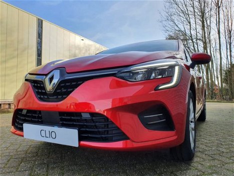Renault Clio - TCe 100 Intens *Nieuwe auto - 1