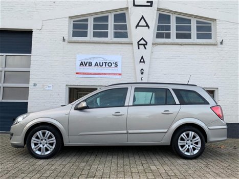 Opel Astra Wagon - 1.6 Essentia Navi Cruise Airco Trekhaak - 1