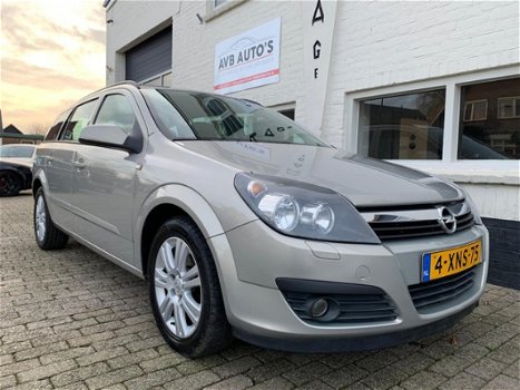 Opel Astra Wagon - 1.6 Essentia Navi Cruise Airco Trekhaak - 1