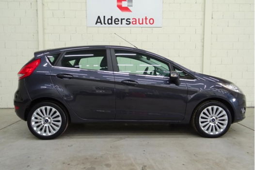 Ford Fiesta - 1.4 Titanium |Cruise control|Bluetooth|Parkeersensoren|Climate Control| - 1