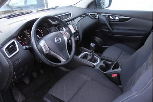 Nissan Qashqai - 1.5 dCi Connect Edition Navi, panormadak, camera - 1