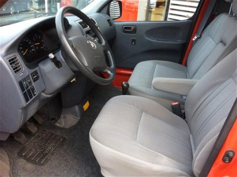 Toyota HiAce - 2.5 D-4D LWB Comfort - 1