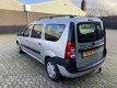 Dacia Logan MCV - 1.5 dCi Lauréate 7p. 2DE EGNR, AIRCO, NAP, APK, - 1 - Thumbnail