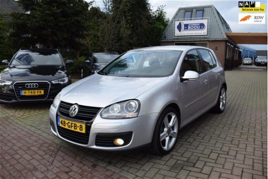 Volkswagen Golf - 1.6 FSI GT Sport 5 DRS/AIRCO/CRUISE/NAVI/XENON/18 INCH/NETTE STAAT - 1