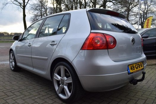 Volkswagen Golf - 1.6 FSI GT Sport 5 DRS/AIRCO/CRUISE/NAVI/XENON/18 INCH/NETTE STAAT - 1