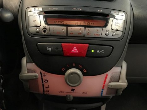 Toyota Aygo - 1.0-12V Access AIRCO/NAP/APK - 1