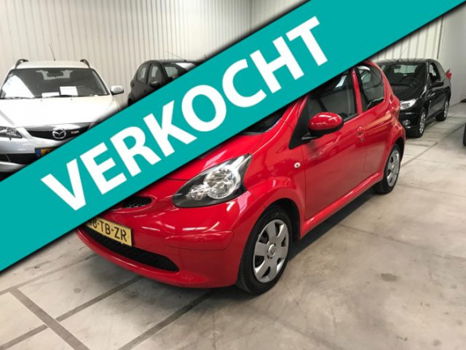 Toyota Aygo - 1.0-12V + 5 DEURS/NAP/APK - 1