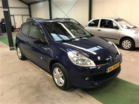 Renault Clio - 1.2-16V Expression AIRCO/APK/NAP - 1