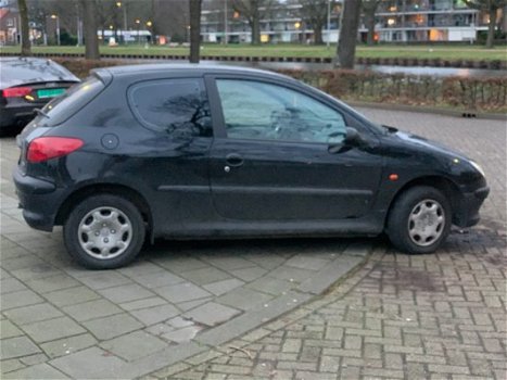 Peugeot 206 - 1.1 XR koopje 499€ - 1