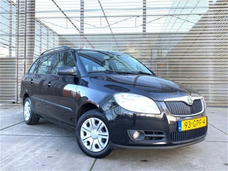 Skoda Fabia Combi - COMBI 1.4 16V AMBIENTE AIRCO 1e EIGENAAR - 1