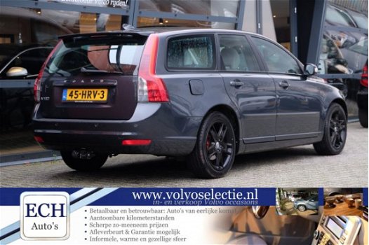 Volvo V50 - 1.8 Edition II, Schuifdak, Navi, Leer, Trekhaak - 1