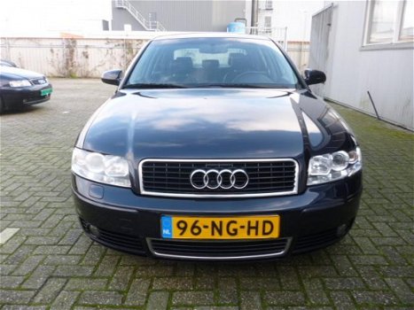 Audi A4 - 3.0 Exclusive MT AUT/NAVI/LEDER/SCHUIFDAK - 1