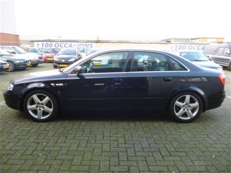 Audi A4 - 3.0 Exclusive MT AUT/NAVI/LEDER/SCHUIFDAK - 1