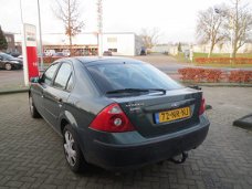 Ford Mondeo - 1.8-16V Ambiente