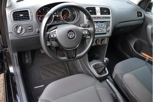 Volkswagen Polo - 1.4 TDI Navi PDC multif.stuur Business Edition - 1