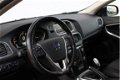 Volvo V40 - T2 Momentum - Navigatie - High Performance Audio - Climate Control - Parkeersensoren ach - 1 - Thumbnail