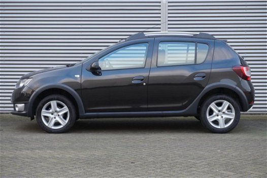 Dacia Sandero - Stepway 0.9 Tce Lauréate, Navi, Leder - 1