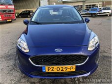 Ford Fiesta - 1.1i 71pk trend 5drs - navi - airco - cruise control - stuurbediening - slechts 60dkm