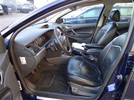 Citroën C5 Break - 2.0-16V Ligne Prestige AIRCO LEDER - 1