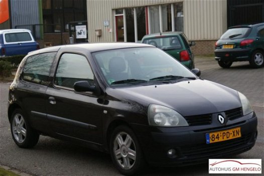 Renault Clio - 1.2 16V Billabong, Nieuwe APK - 1