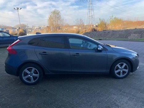 Volvo V40 - 2013 * 1.6 D2 * NAVI * CLIMA * Euro 5 - 1