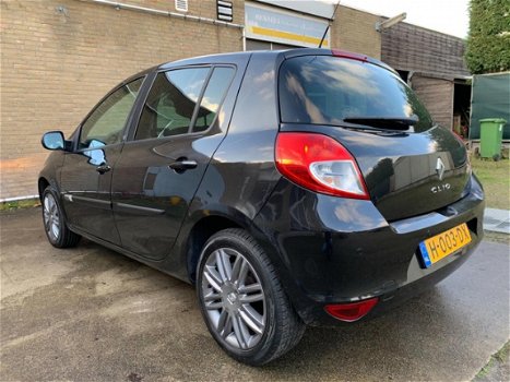 Renault Clio - 1.2 20th Anniversary Panoramadak / climate control / Navi / Nw. APK - 1