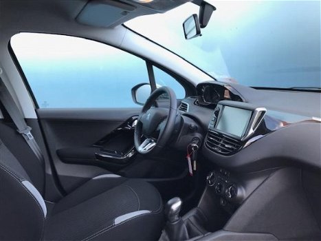 Peugeot 208 - 1.2 PureTech Blue Lease Navigatie/Airco/Cruise control - 1