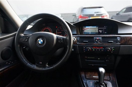 BMW 3-serie - 318i High Executive Automaat Navigatie - 1