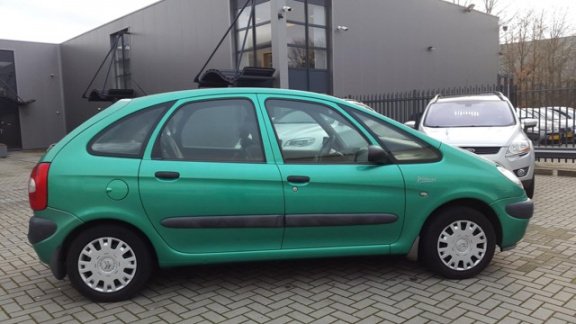 Citroën Xsara Picasso - 1.6i - 1