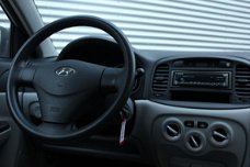 Hyundai Accent - 1.4i Dynamic / AIRCO