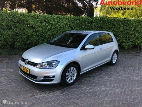 Volkswagen Golf - 1.6 TDI Comfortline BlueMotion - 1