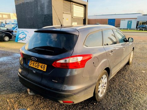 Ford Focus Wagon - 1.0 EcoBoost Titanium navigatie cruise control airco ecc pdc trekhaak - 1