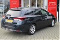 Toyota Auris - 1.8 HYBRID LEASE PRO LED 1E EIG NL-AUTO - 1 - Thumbnail