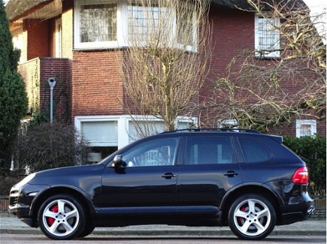 Porsche Cayenne - 4.8 V8 Turbo 500PK / Exlusive / facelift - 1