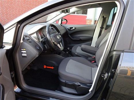 Seat Ibiza ST - 1.2 TDI Style Ecomotive Cruise+Climate control/17 inch/Parkeersensoren - 1