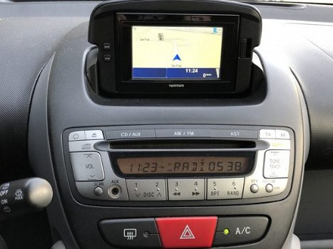 Toyota Aygo - 1.0 VVT-i Comfort Navigator | Airco | Navigatie | - 1