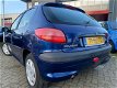 Peugeot 206 - 1.4 Gentry Airco 5drs. APK Blauw Elek. Ramen - 1 - Thumbnail