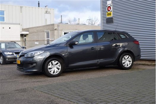 Renault Mégane Estate - 1.2 TCe AUTHENTIQUE AIRCO CRUISE 115PK USB 91DKM - 1