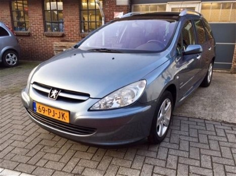 Peugeot 307 SW - 1.6 16V Navtech I AIRCO I CRUISECONTROL I NAVIGATIE I TREKHAAK I PANORAMADAK I - 1