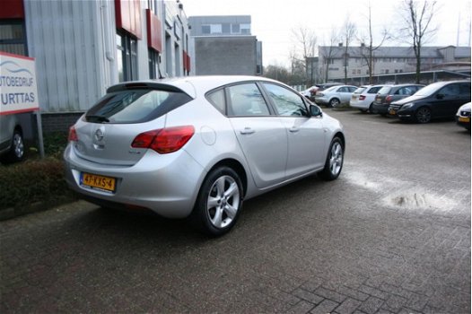 Opel Astra - 1.4 Edition - 1