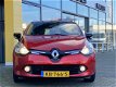 Renault Clio Estate - TCe 90 Limited / Navigatie / Airco / Parkeersensoren - 1 - Thumbnail