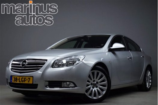 Opel Insignia - 2.0 T 220pk Cosmo Automaat Lmw/Navi/Clima/Pdc/Camera/NLauto/71dkm NAP - 1