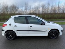 Peugeot 206 - 1.4 XR , mooie auto, inruil mogelijk