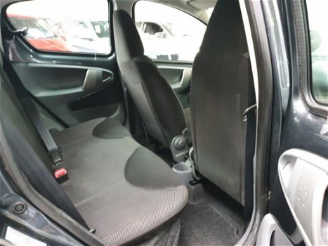 Toyota Aygo - 1.0-12V Comfort /Nap/Airco/LM velgen/incl jaar APK - 1