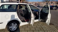 Ford Focus Wagon - 1.6 I Ambiente