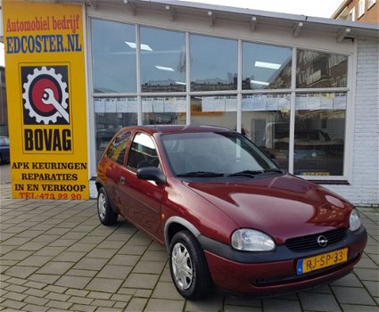 Opel Corsa - 1.4 I AUT - 1