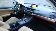 Lexus CT 200h - Business Edition | Navi | Leder | 17" | Climate control |